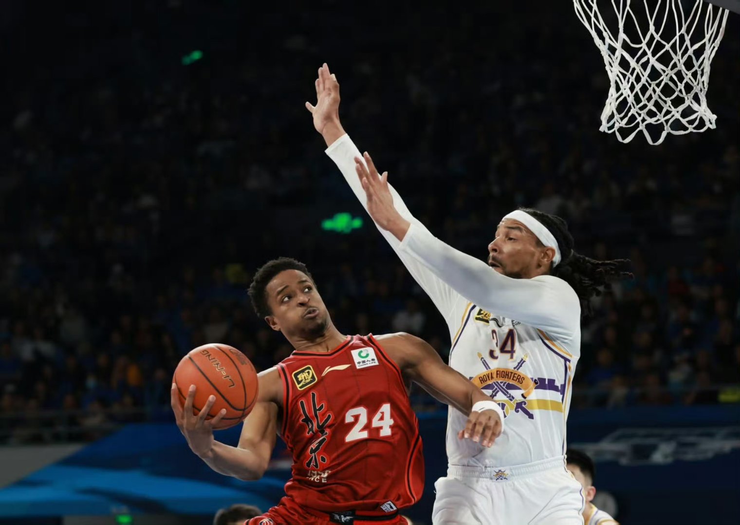 关于加时末段法兰克福备战CBA季后赛，篮板制胜细节曝光，底气十足，控场能力受关注的信息-九游体育官网