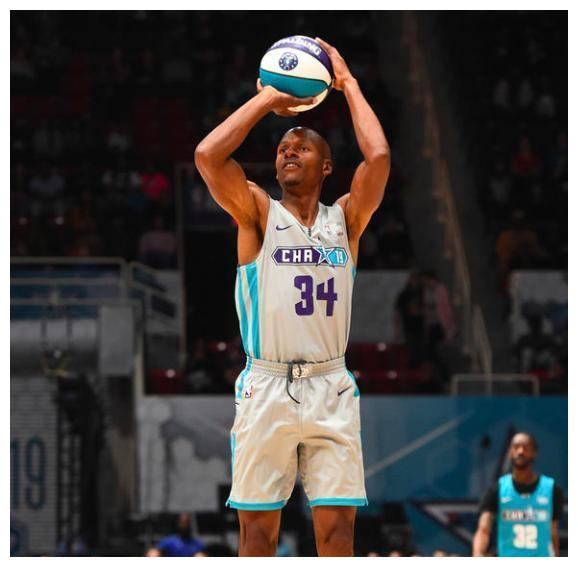 包含斯图加特训练开放日，今晨主帅复盘引欢呼，NBA总决赛在即，纪律约束更严格的词条-九游娱乐